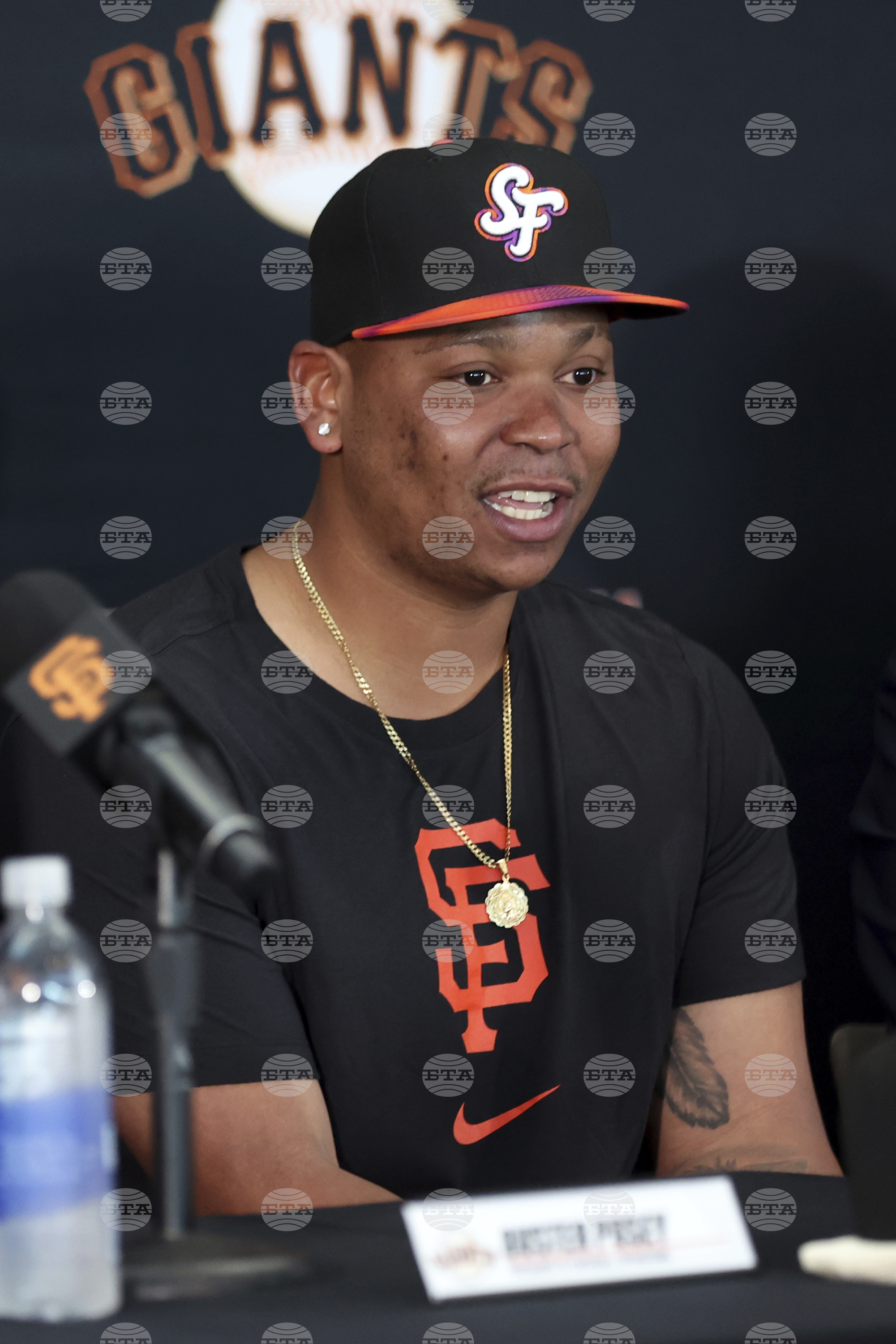Giants Devers Baseball