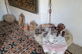 Село Ушинци - етнографски музей - църква