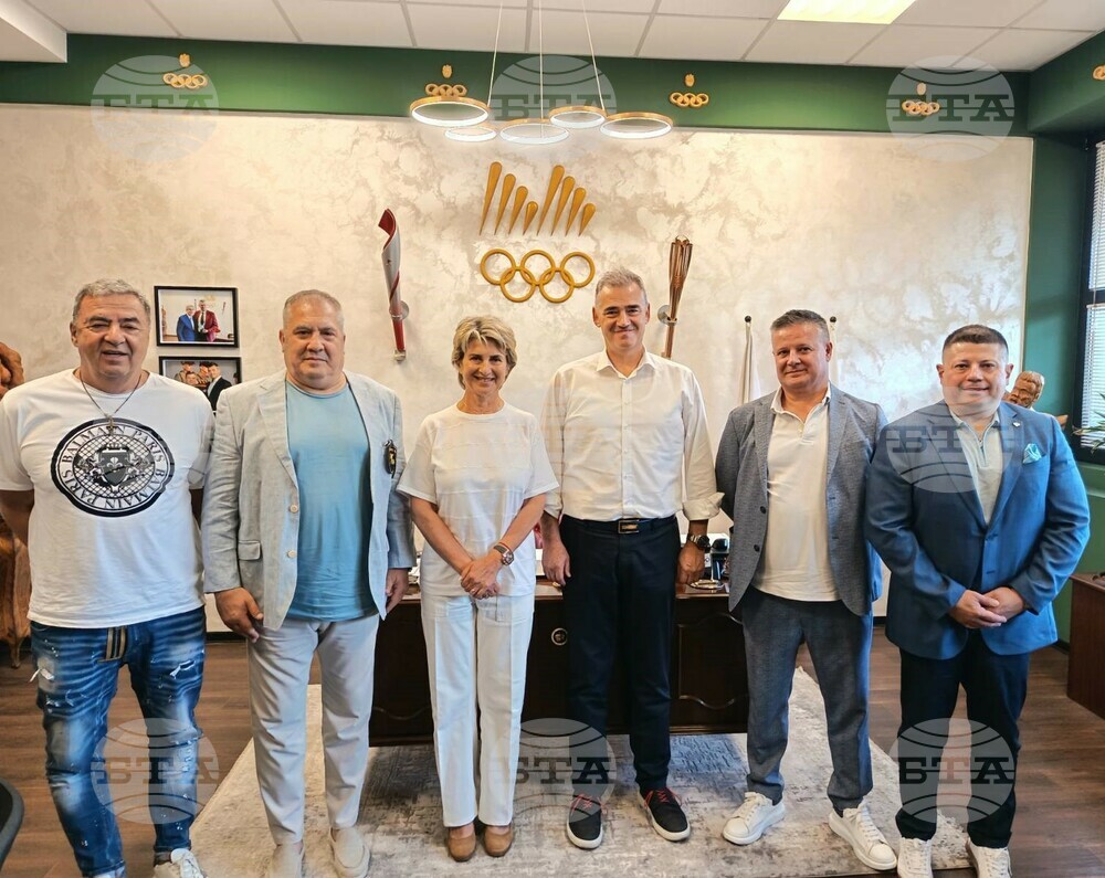Весела Лечева и членове на ИК на БОК сe срещнаха с председателя на Организационния комитет на Европейския младежки олимпийски фестивал