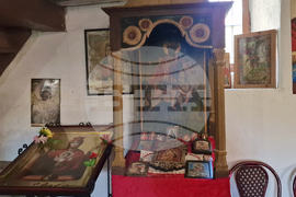 Село Ушинци - етнографски музей - църква