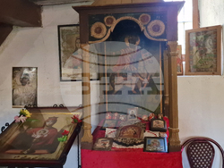 Село Ушинци - етнографски музей - църква