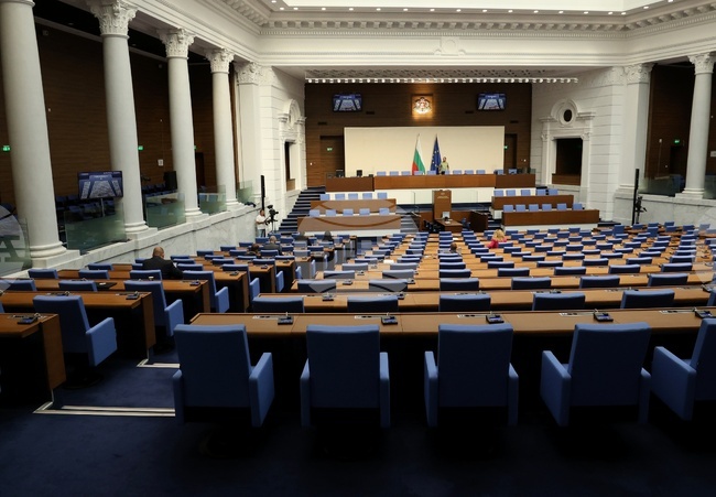 Парламентът ще обсъди на първо четене два законопроекта за промени в Гражданския процесуален кодекс