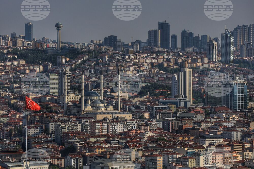 Мащабните разследвания срещу опозицията и процесът на помиряване с ПКК поставиха отпечатък върху изминалата година в Турция