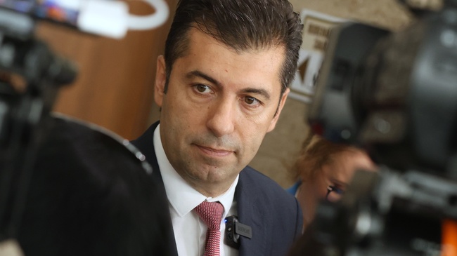 Continue the Change Co-Leader Criticizes Majority for Delaying Adoption of Anti-Corruption Commission Rules