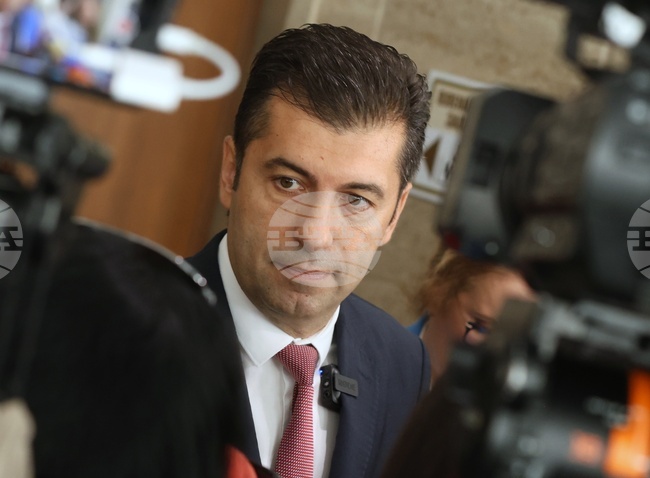 CC Co-Chair Petkov on Photo with Counter-Corruption Commission Head: I Was Walking Freely, He Stopped Me