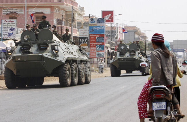 Камбоджа въвежда от 2026 г. задължителна военна служба