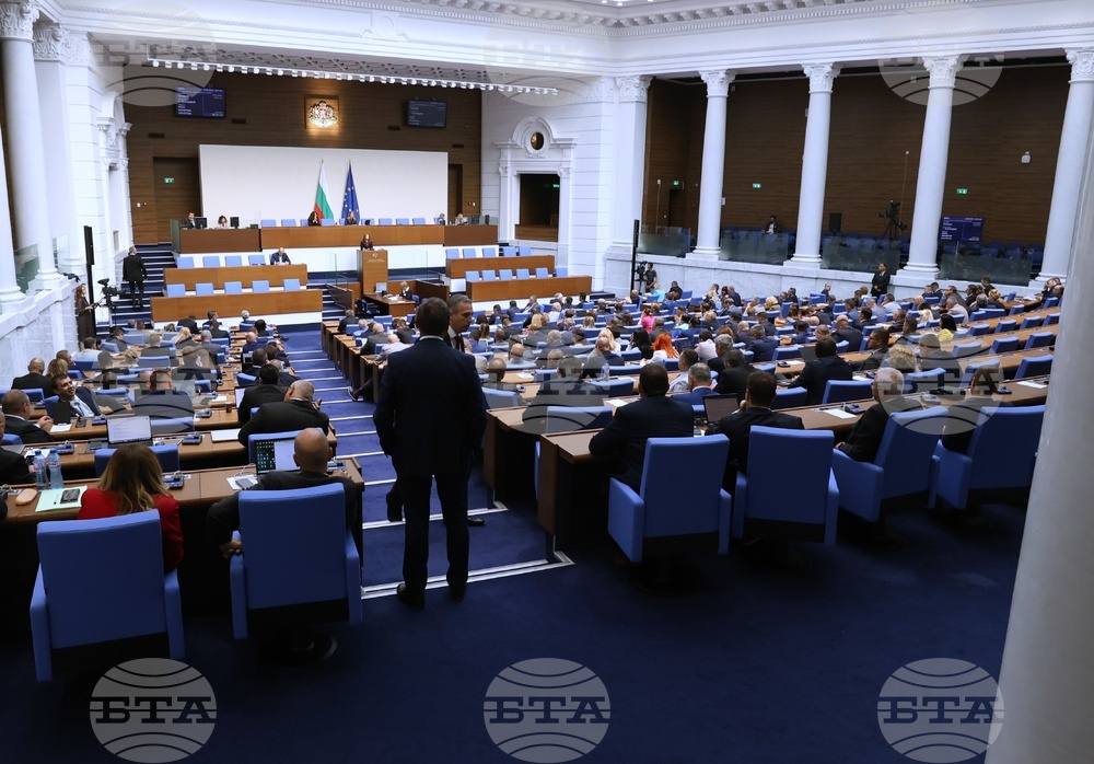 Tensions Rise among Parliamentary Groups on Wednesday