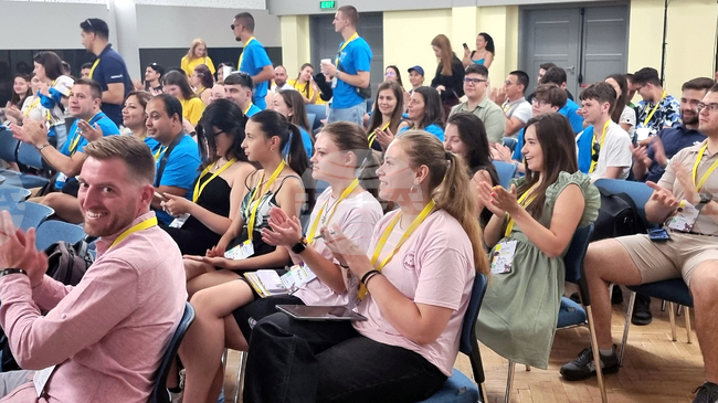 Project Provides Paid Internships, Permanent Jobs for 10,000 Young People