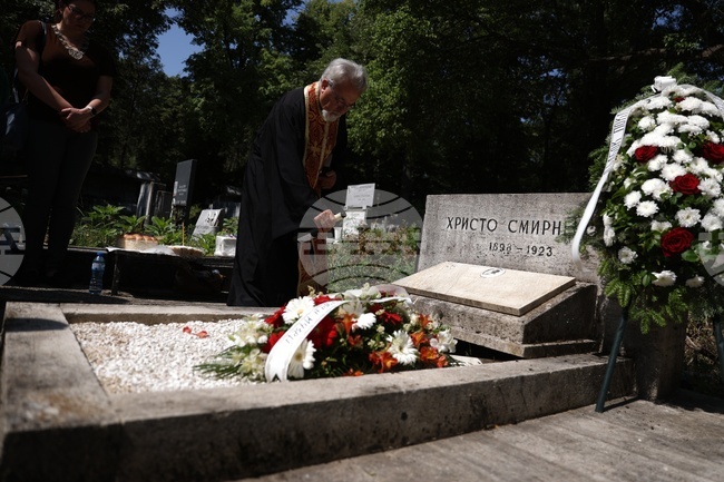 Христо Смирненски живя временен живот, но изпълнен с дълбок смисъл, каза отец Кирил Попов 