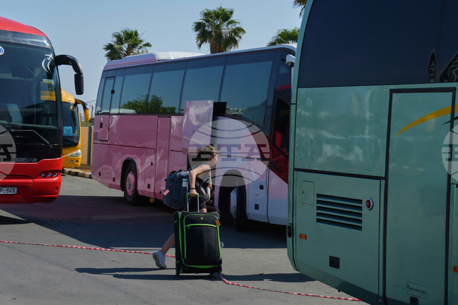 Турция осигурява автобусни превози от Доха до Рияд за гражданите си, които желаят да напуснат Катар 