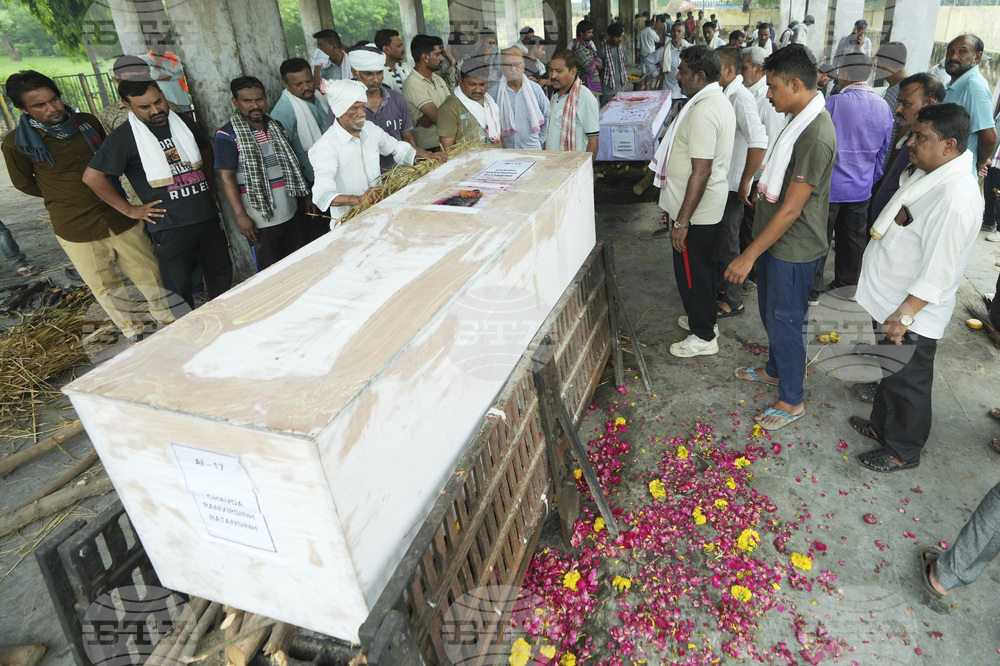India Plane Crash