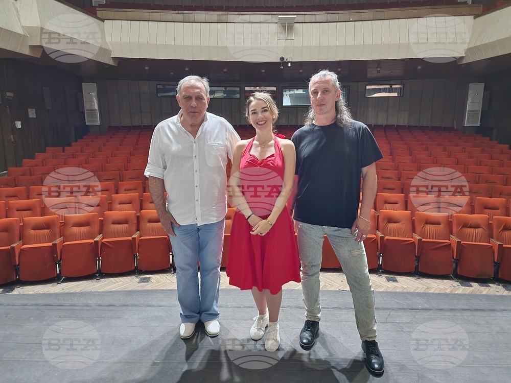 Цигуларката Камелия Найденова, китаристът Цветан Недялков и симфоничен оркестър ще свирят в бутиков концерт във Велико Търново