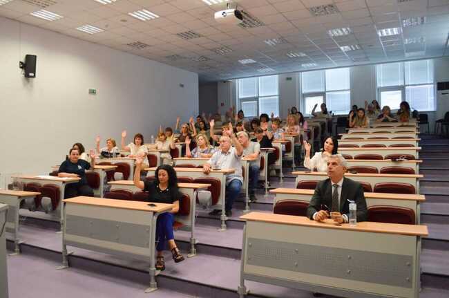 Проф. д-р Николай Колев е преизбран за директор на плевенския Медицински колеж 