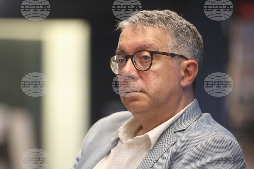 Нов български университет - проф. Момчил Методиев - книга - представяне