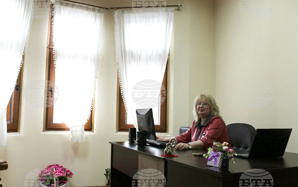 Аутизмът не е болест, а различен начин на възприемане на света, каза за БТА педагогът Юлия Стефанова
