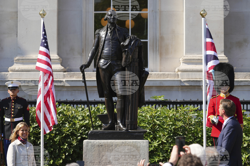 Britain Statue Rededication