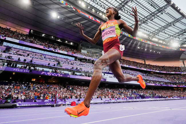 Кенийките Фейт Кипиегон и Беатрис Чебет подобриха световни рекорди на турнира от Диамантената лига по лека атлетика в Юджийн