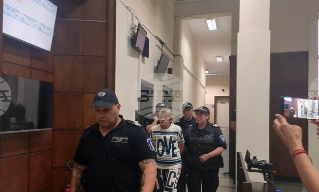 Окръжният съд в Стара Загора потвърди най-тежката мярка за неотклонение - "задържане под стража", на двама от обвиняемите по делото за домовете в с. Ягода