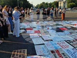 Румъния - протест срещу насилието над жени