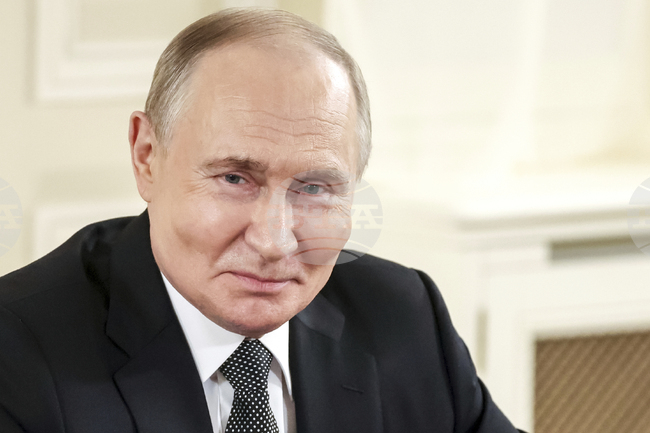 Путин готов да се срещне със Зеленски само в последния етап от преговорите между Москва и Киев