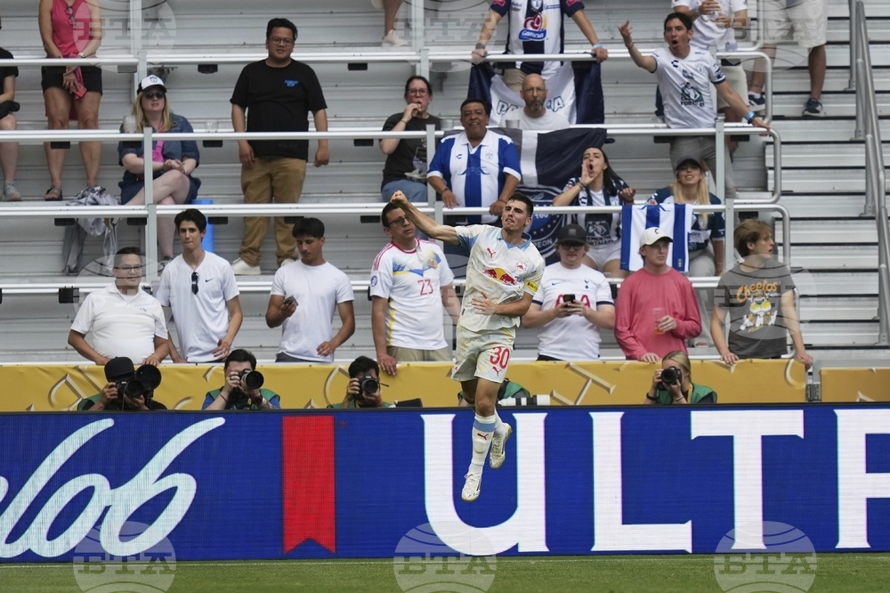 CORRECTION CWC CF Pachuca FC Salzburg Soccer