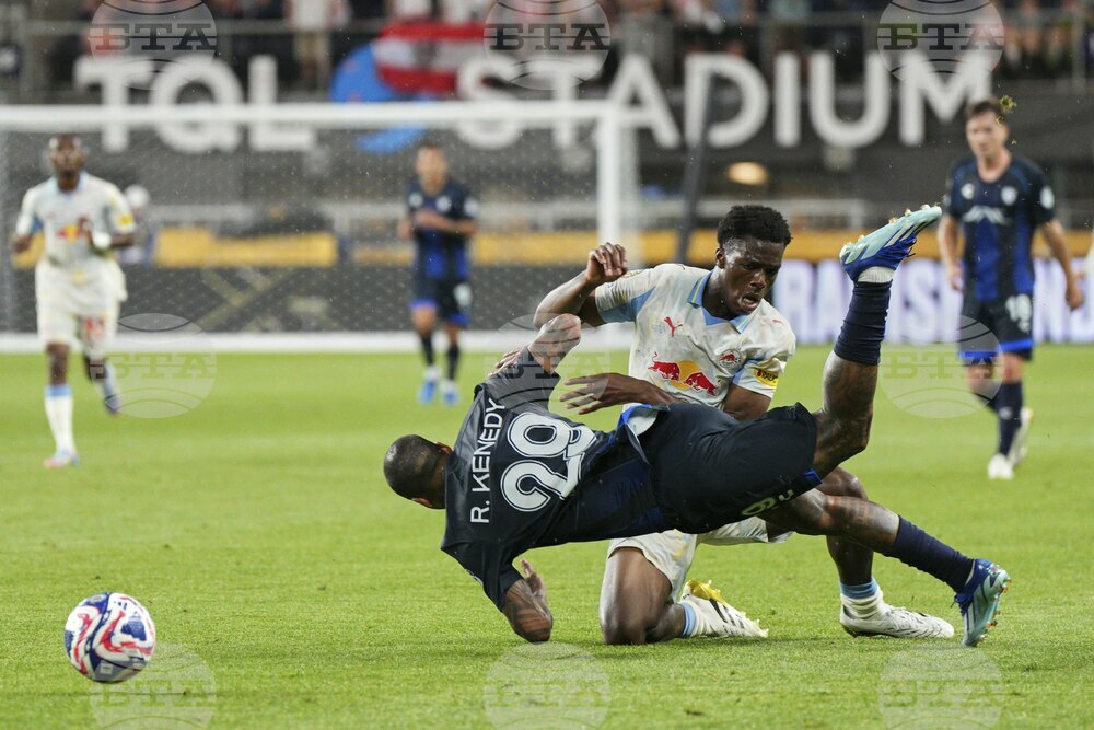 APTOPIX CWC CF Pachuca FC Salzburg Soccer