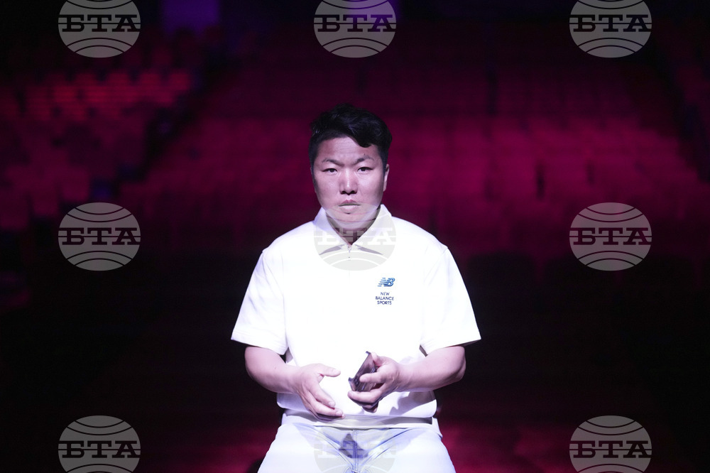 South Korea Last Circus Photo Gallery