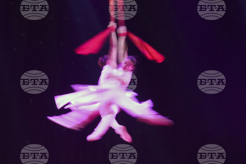 South Korea Last Circus Photo Gallery