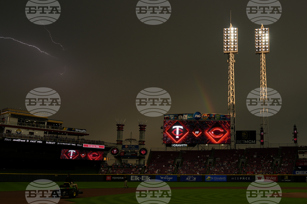 APTOPIX Twins Reds Baseball