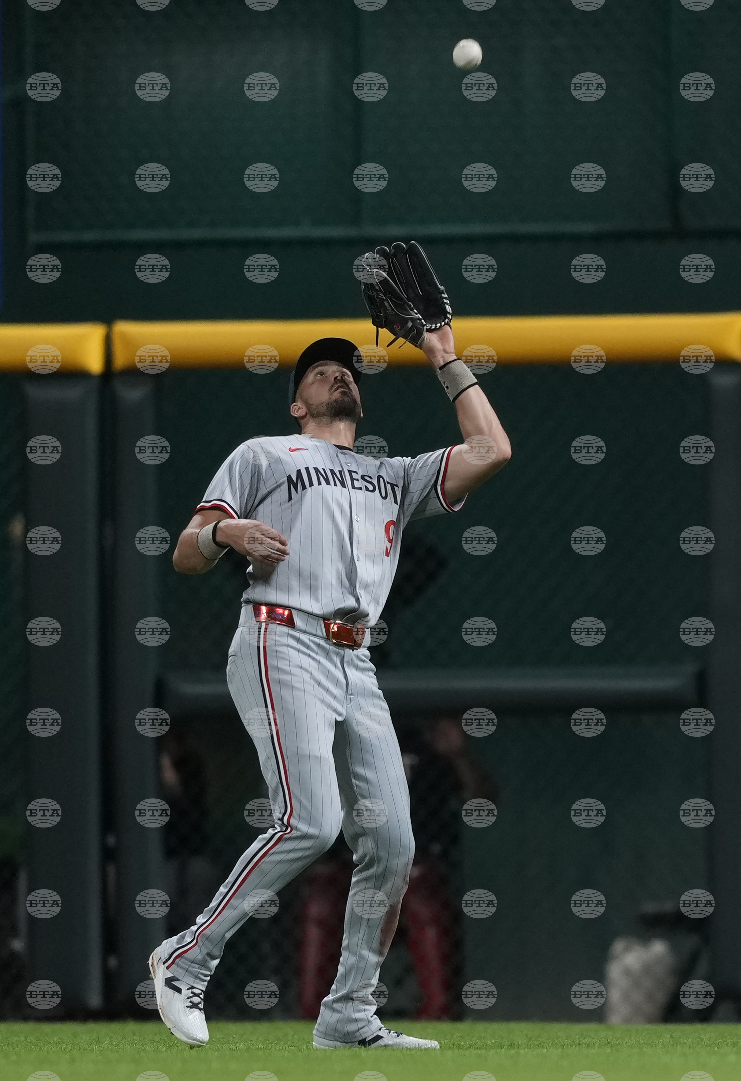 Twins Reds Baseball