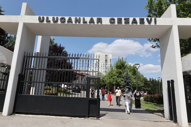 Музеят на затвора Улуджанлар - място, където тишината говори повече от всякакви думи