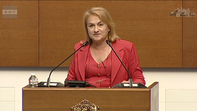 Страната ни се намира в екокатастрофа, заявиха от "Величие" от парламентарната трибуна