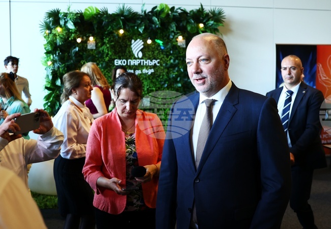 Bulgarian Diplomats from Iran Evacuated to Azerbaijan