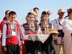 Село Поляново - жътвена кампания - откриване