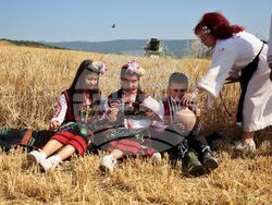Село Поляново - жътвена кампания - откриване