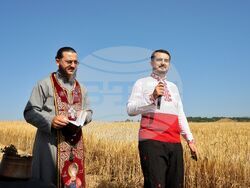 Село Поляново - жътвена кампания - откриване