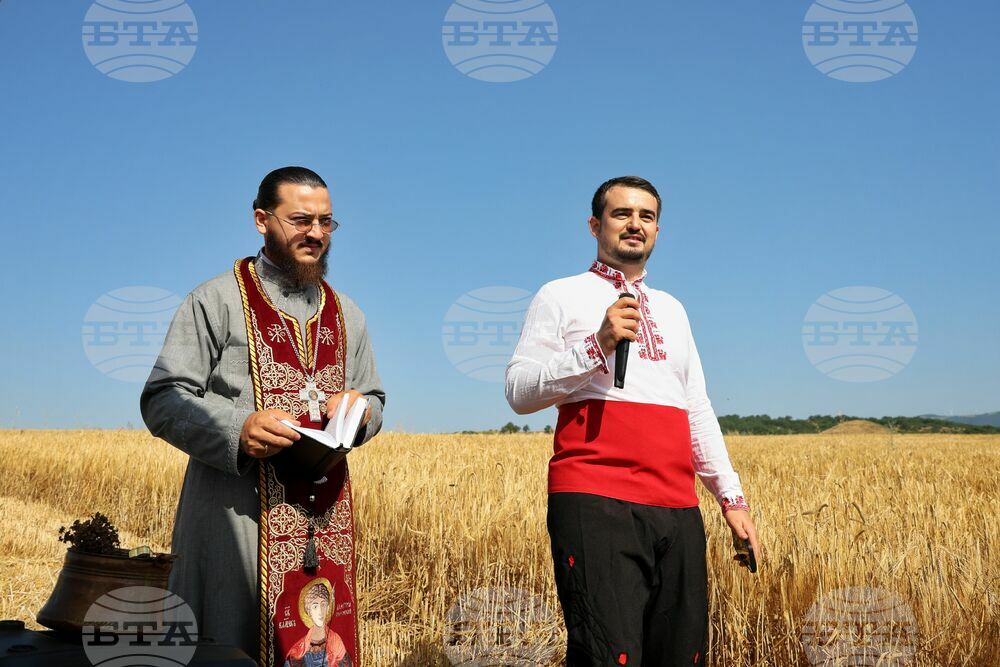 Село Поляново - жътвена кампания - откриване