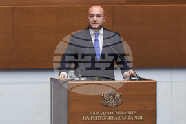 Народно събрание - заседание - министър Георги Георгиев 