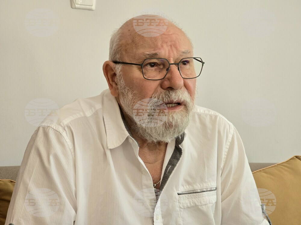 Преходът в България не може да завърши, защото не успя да стане морален, каза пред БТА писателят Владимир Зарев