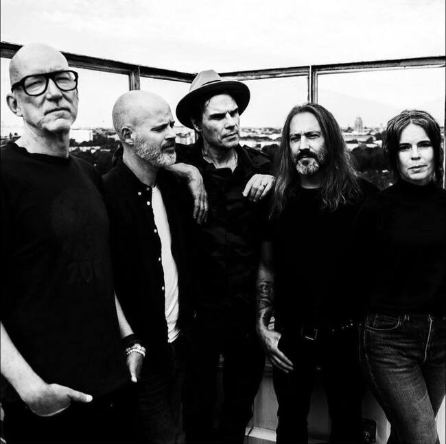 Шведската група Paatos е специален гост на Opeth в София