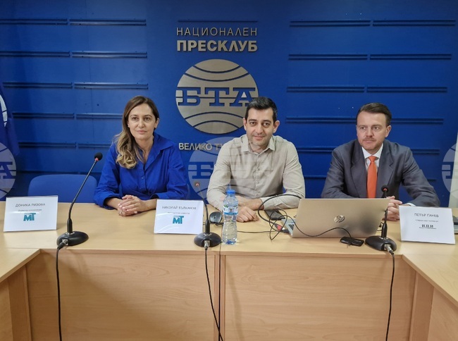 Над 1000 души работят в обектите на модерната търговия в област Велико Търново