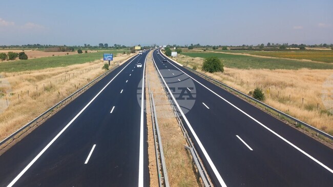 На автомагистрала „Тракия“ ще се възстановяват мантинели, шофьорите да карат с повишено внимание и съобразена скорост, призовават от АПИ