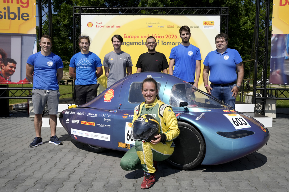 Отборът на Технически университет - София зае на трето място в състезанието „Шел еко-маратон Европа 2025“