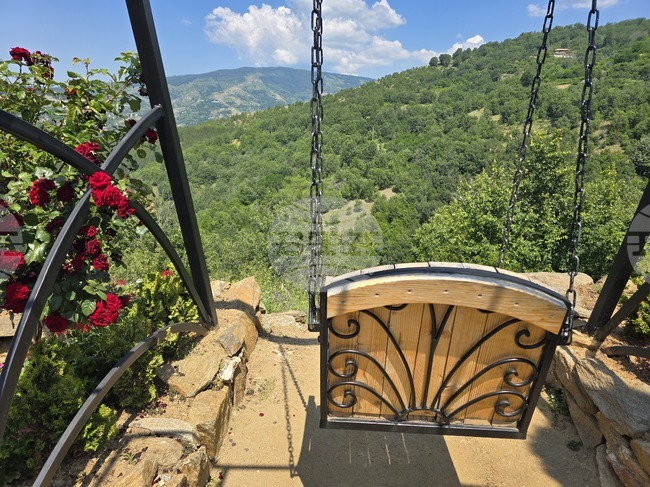 Етно селище Долене беше отличено с две международни награди