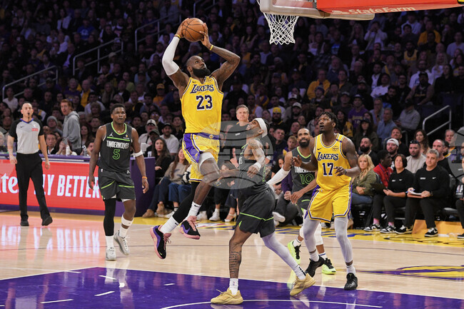 Лейкърс може да прекратят договора на ЛеБрон Джеймс след сезон 2025-26