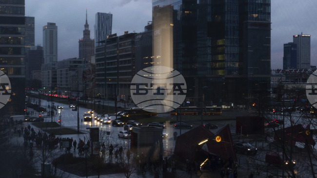 В Полша днес влезе в сила закон, ограничаващ социалните помощи за украинските бежанци