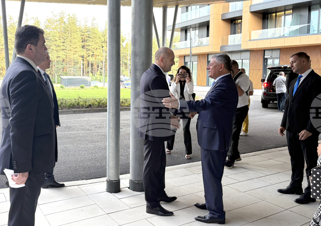 Като смела и визионерска инвестиция в самоковския край определи президентът Румен Радев комплекс „СамЕлион“ на официалното му откриване