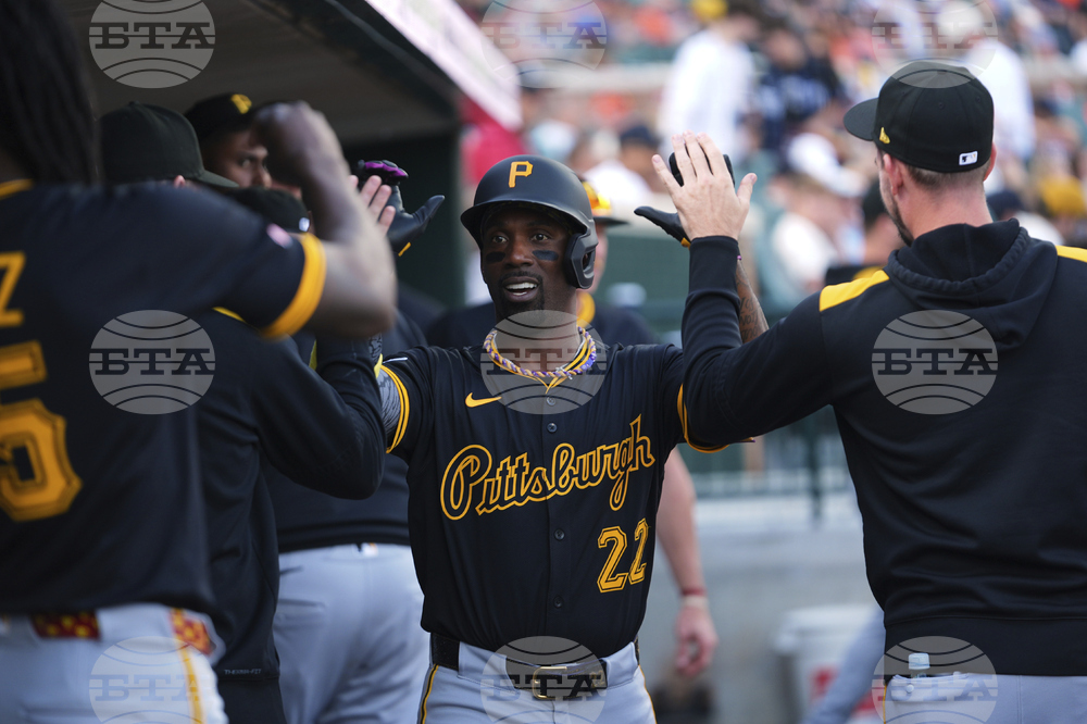 Pirates Tigers Baseball