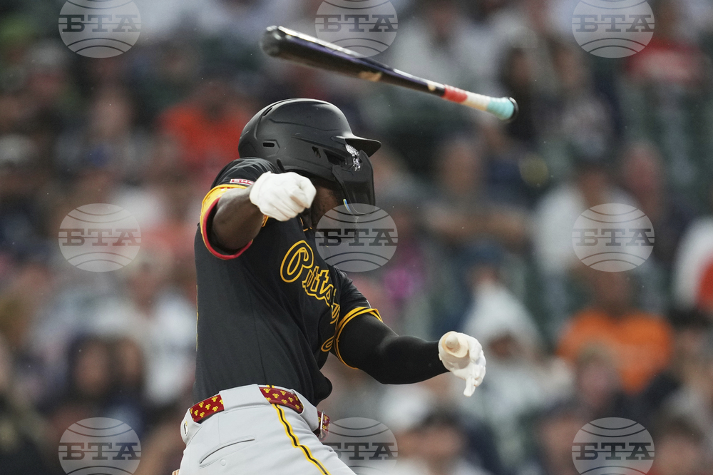 Pirates Tigers Baseball