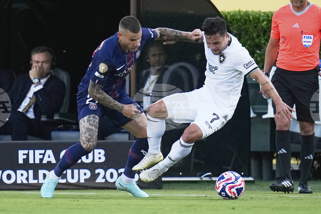 Люка Ернандес напусна Пари Сен Жермен, за да присъства на раждането на дъщеря си